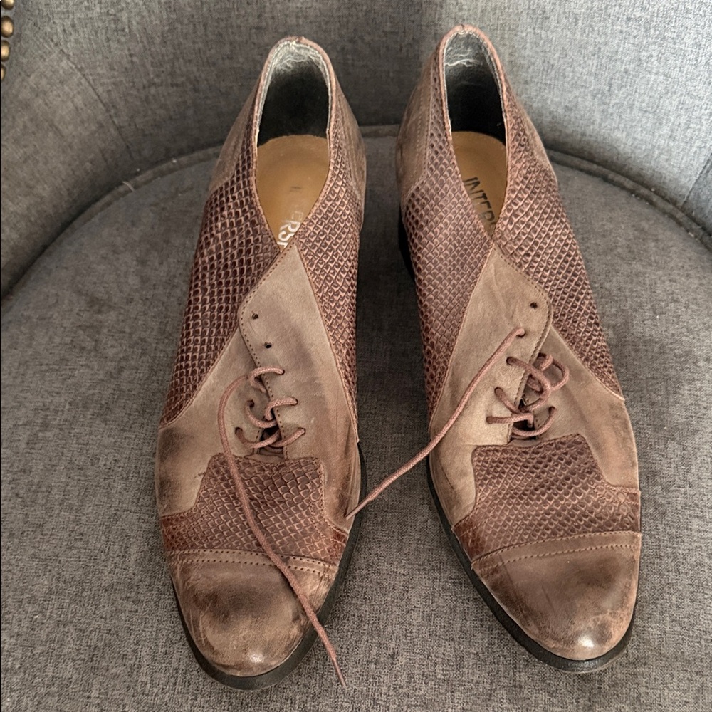Brown Leather  Shoes